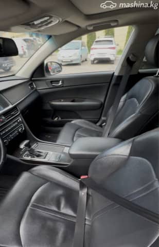 Kia K5 II 1.7d AMT