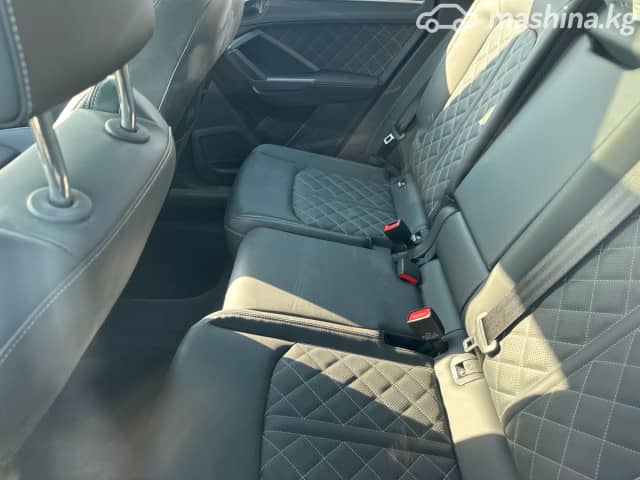 Audi Q3 II (F3) 45 TFSI 2.0 AMT 4WD