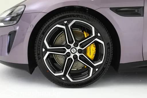 Xiaomi SU7 Electro AT 4WD