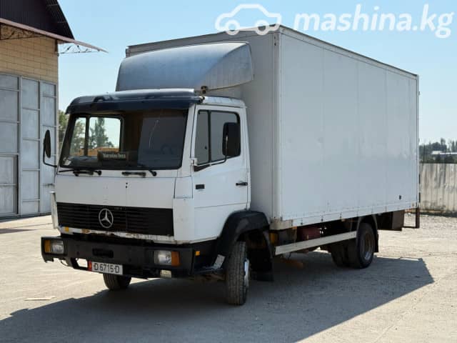 Mercedes-Benz 814