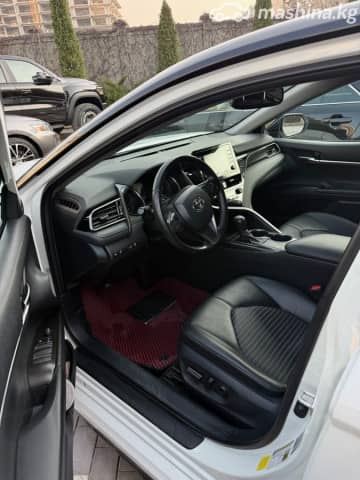 Toyota Camry VIII (XV70) 2.5 AT