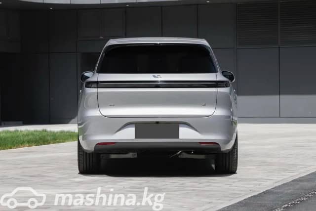 LiXiang L6 1.5hyb AT 4WD