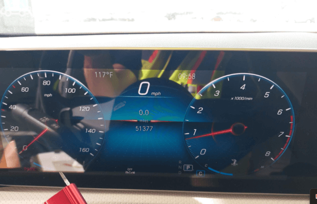 Mercedes-Benz A-Класс IV (W177) 220 2.0 AMT 4WD