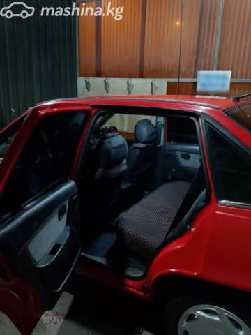Daewoo Nexia I Рестайлинг 1.5 MT