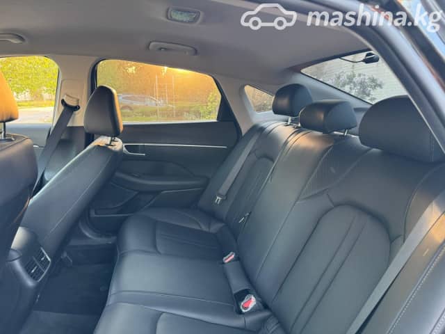 Hyundai Sonata VIII (DN8) 2.0hyb AT