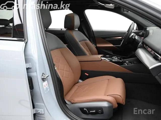 BMW 5 серии VIII (G60/G61/G68) 530e 2.0hyb AT