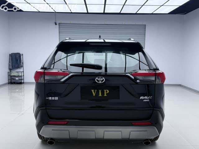 Toyota RAV4 V (XA50) 2.0 MT