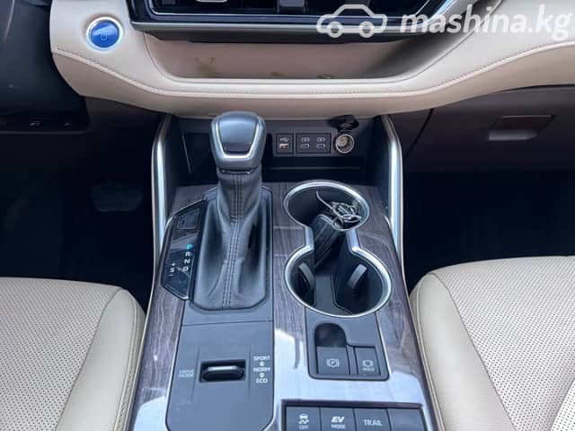 Toyota Highlander IV (U70) 2.5hyb AT 4WD