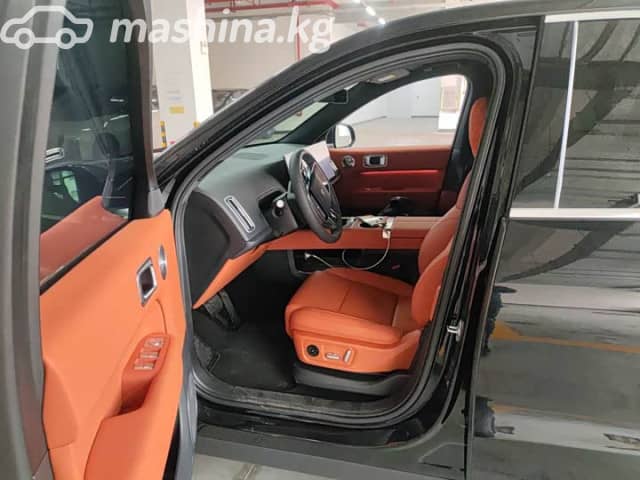 LiXiang L6 1.5hyb AT 4WD