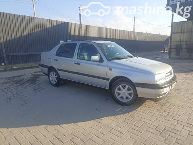 Volkswagen Vento 1.8 MT