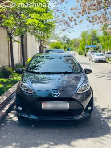 Toyota Prius c I Рестайлинг 1.5hyb AT