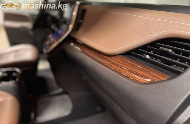 Toyota Sienna III Рестайлинг 2 3.5 AT 4WD
