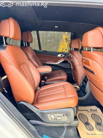 BMW X7 I (G07) Рестайлинг 40i 3.0 AT 4WD