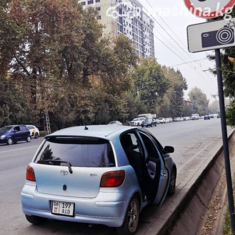 Toyota Vitz I (P10) 1.0 AT