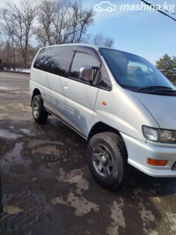 Mitsubishi Delica IV 2.8d AT 4WD