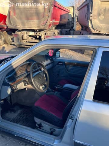 Mercedes-Benz W124 200 2.0 MT