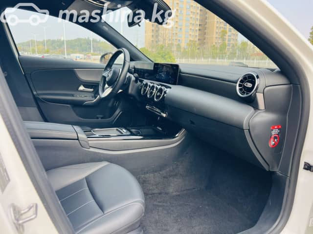 Mercedes-Benz A-Класс IV (W177) Рестайлинг 180 Long 1.3 AMT