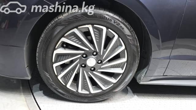Hyundai Sonata VIII (DN8) 2.0hyb AT