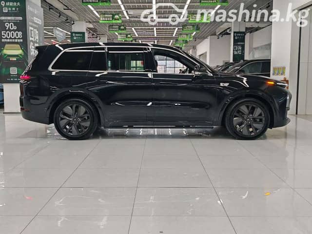 LiXiang L9 Рестайлинг 1.5hyb AT 4WD