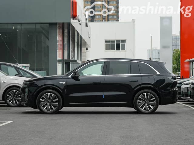 LiXiang L6 1.5hyb AT 4WD