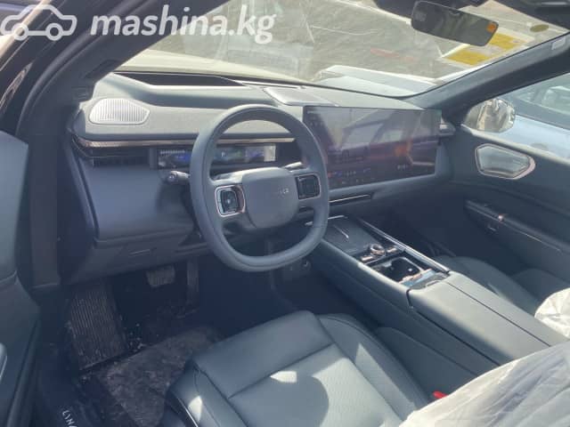 Lynk & Co 900 2.0hyb AT 4WD