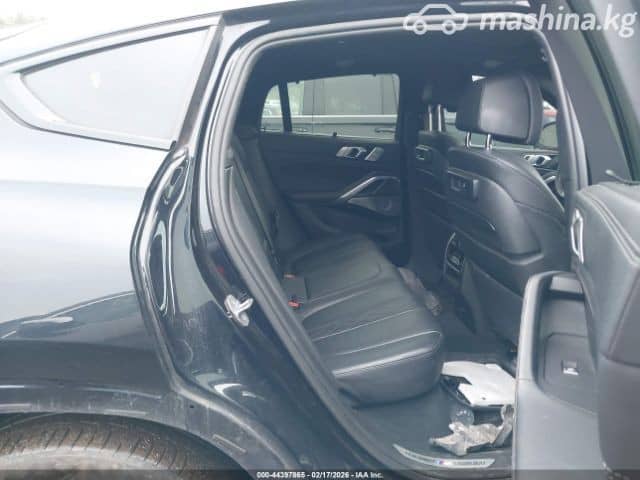BMW X6 III (G06) M50i 4.4 AT 4WD