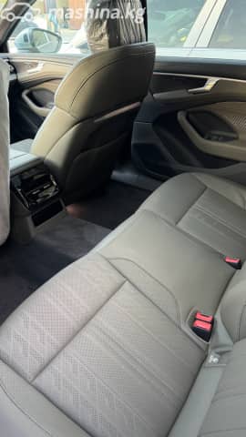 Audi A6 V (C8) Рестайлинг 45 TFSI Long 2.0 AMT 4WD