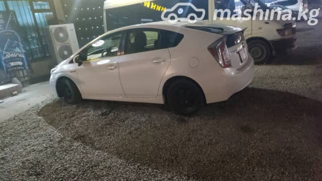 Toyota Prius III Рестайлинг (XW30) 1.8hyb AT