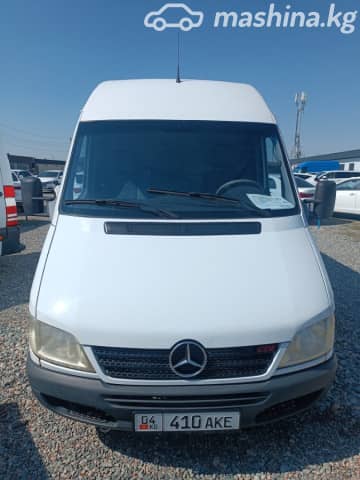 Mercedes-Benz Фургон (6х2)