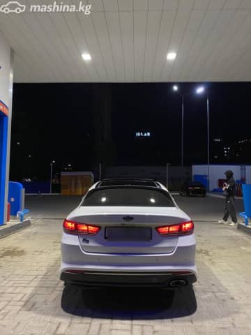 Kia K5 II 2.0 AT