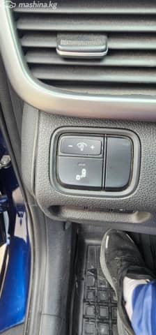 Kia K5 II 2.4 AT