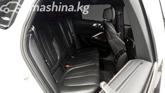BMW X6 III (G06) Рестайлинг M60i 4.4 AT 4WD