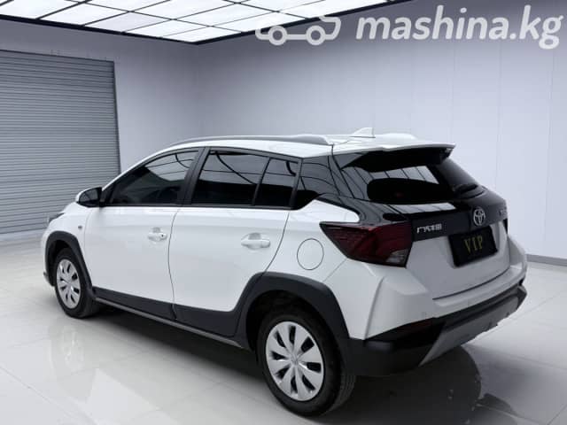 Toyota Yaris XP150 Рестайлинг L 1.5 CVT