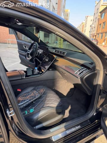 Mercedes-Benz S-Класс VII (W223) 580 Long 4MATIC 4.0 AT 4WD