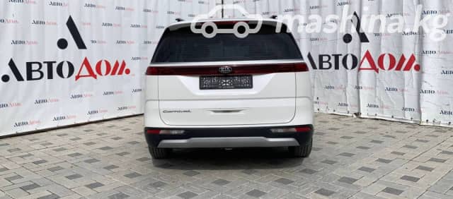 Kia Carnival IV 2.2d AT