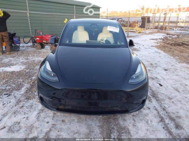 Tesla Model Y I Long Range Electro AT 4WD