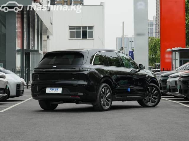 LiXiang L6 1.5hyb AT 4WD