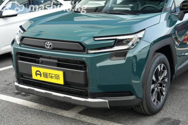 Toyota RAV4 V (XA50) 2.5hyb AT 4WD