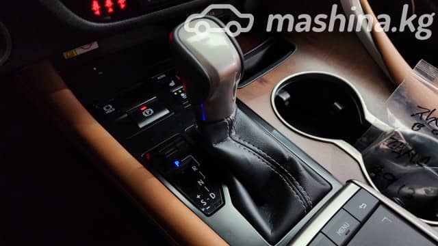 Lexus RX IV Рестайлинг 450h 3.5hyb CVT 4WD