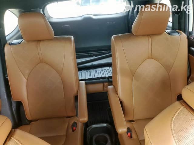 Toyota Highlander IV (U70) 2.5hyb AT 4WD