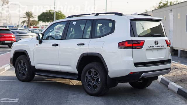 Toyota Land Cruiser 300 Series 3.4d AT 4WD