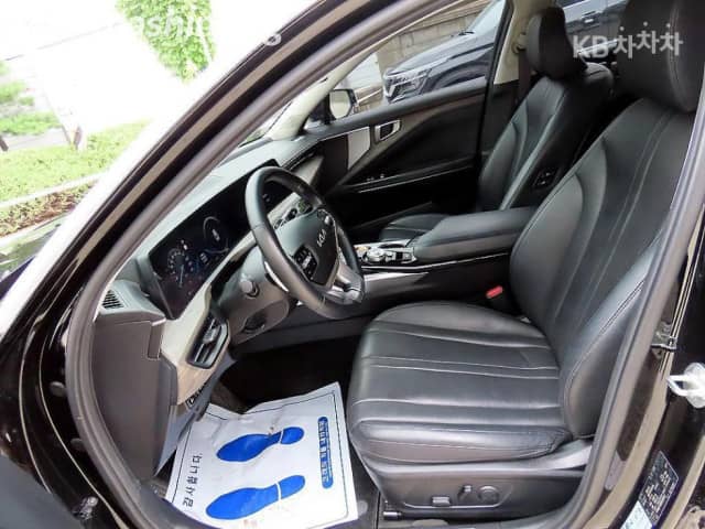 Kia K8 1.6hyb AT
