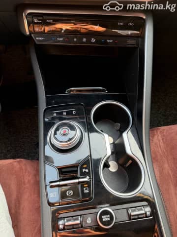 Kia K5 III LPi 2.0 AT