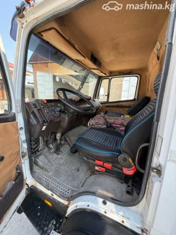 Mercedes-Benz 814