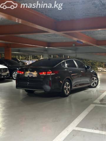 Kia K5 II 2.0hyb AT