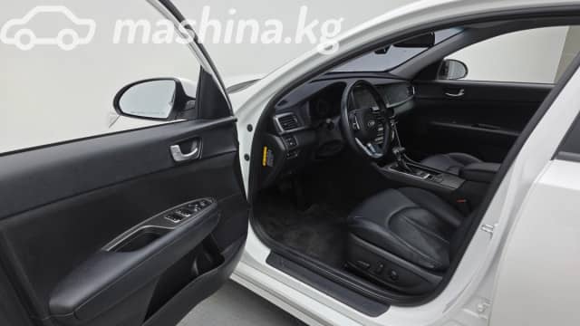 Kia K5 II 2.0 AT
