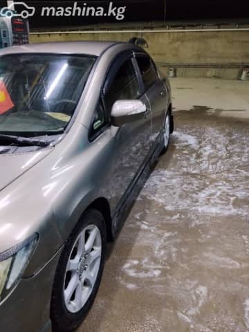 Honda Civic VIII 1.8 AT