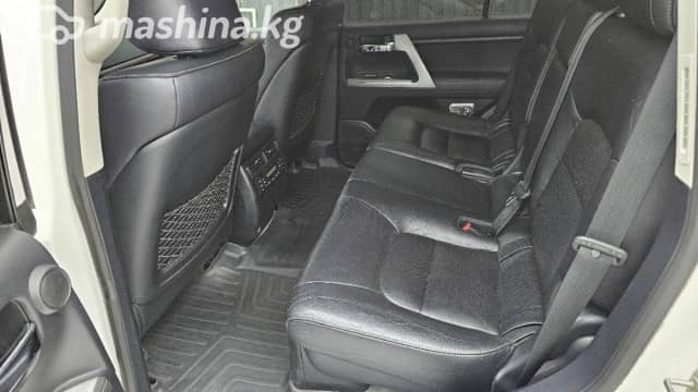 Toyota Land Cruiser 200 Series Рестайлинг 1 4.6 AT 4WD