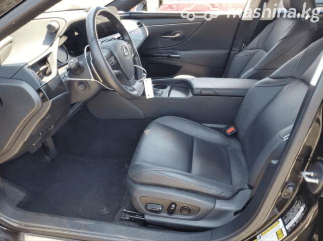 Lexus ES VII Рестайлинг 300h 2.5hyb CVT