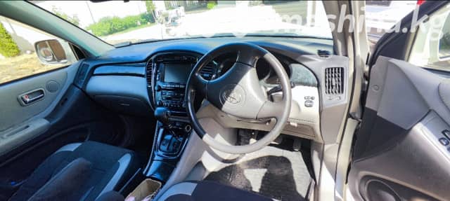 Toyota Kluger I (XU20) Рестайлинг 3.0 AT 4WD